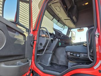 Volvo FM 410 6x2 / FASSI 42 t/m CRANE / KRAN